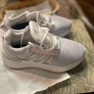 big kids adidas size 5.5 or womens size 7